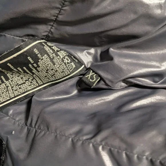 Closed Down Jacket - Picture 3 of 6